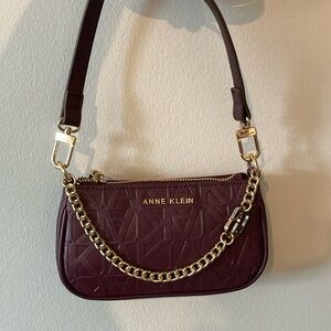 Anne klein crossbody (new)
